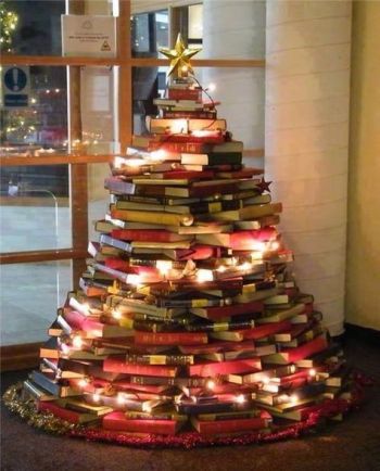 Sapin livres.jpg