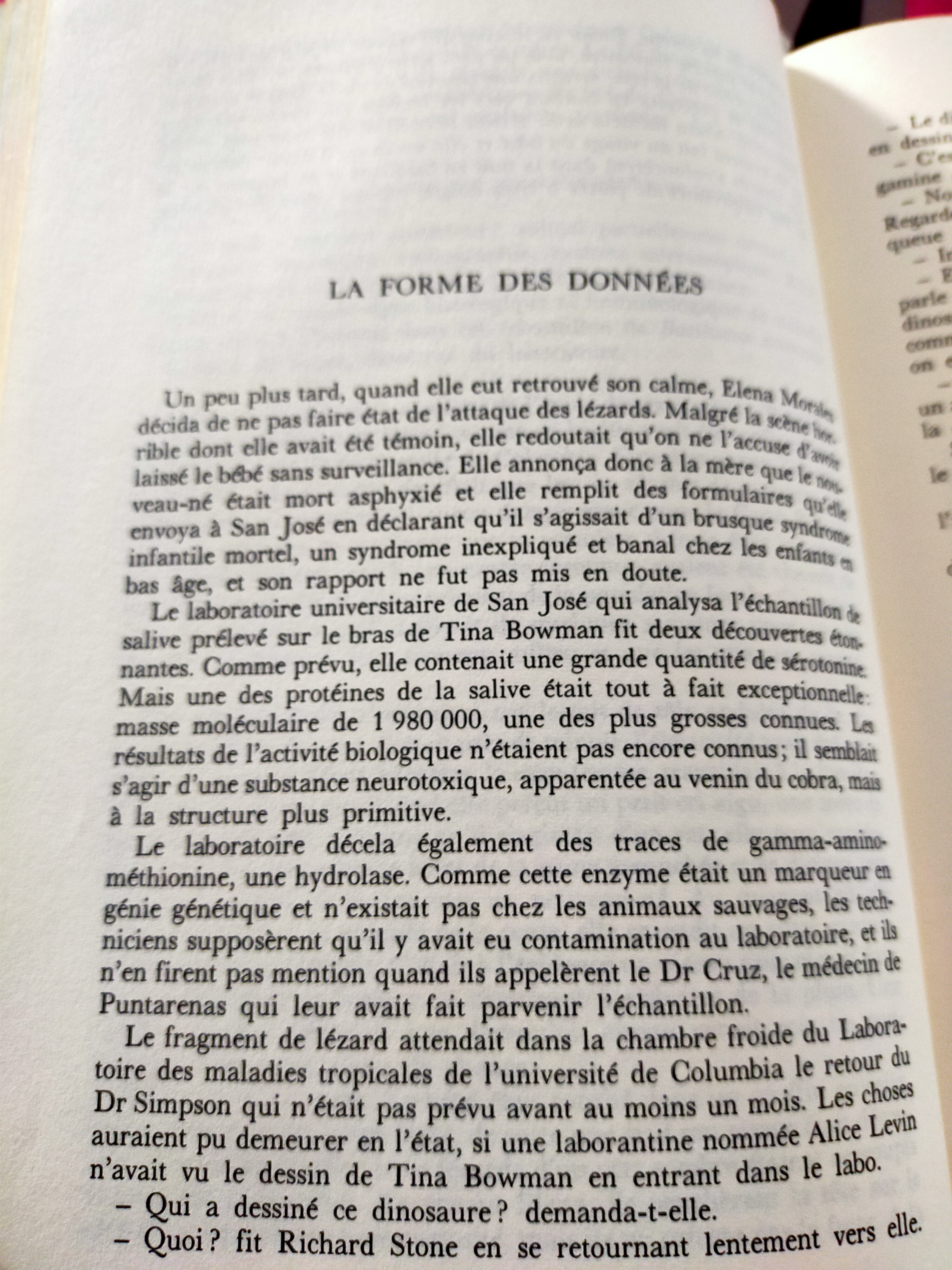 Jurassic Park : comparaison entre le roman de M. Crichton et son adaptation par S. Spielberg, jour 7 : La forme des données